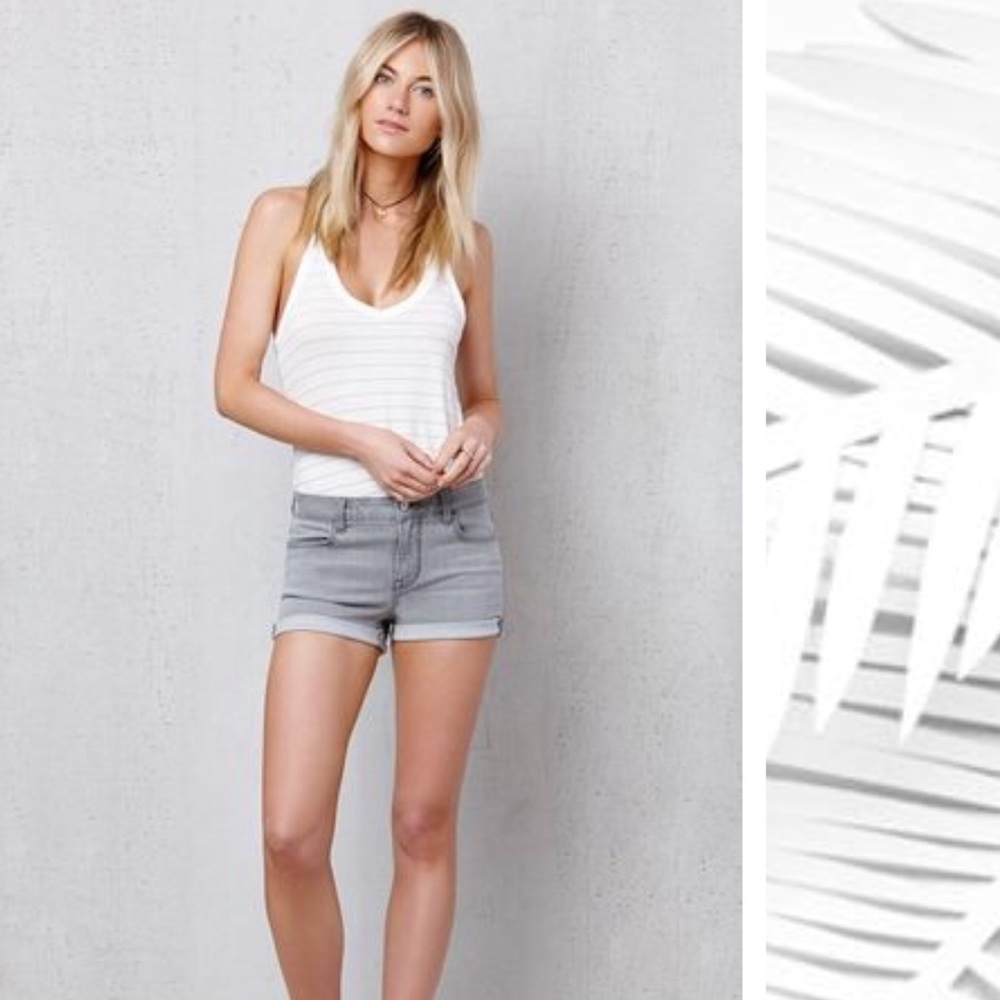 Pacsun light grey shorts